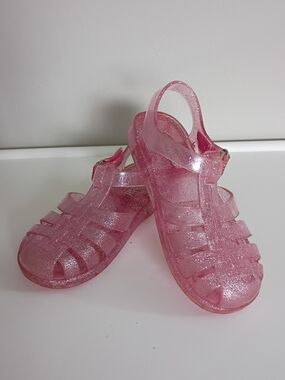 Kids Pink Glitter Jelly Sandals - Classic Strappy Style